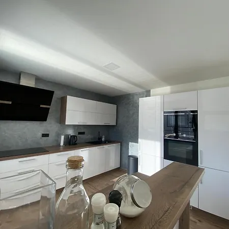 Apartman Pod Palavskymi Vrchy Pavlov Exterior photo